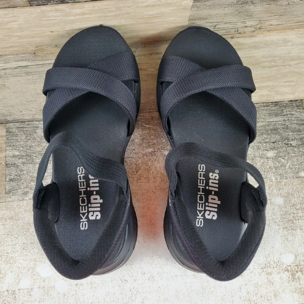 Skechers Slip-Ins Ultra Flex 3.0 Never Better Womens Sandal Sz 6 Black Slingback